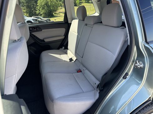 Used 2018 Subaru Forester 2.5i Premium AWD/4WD image 12