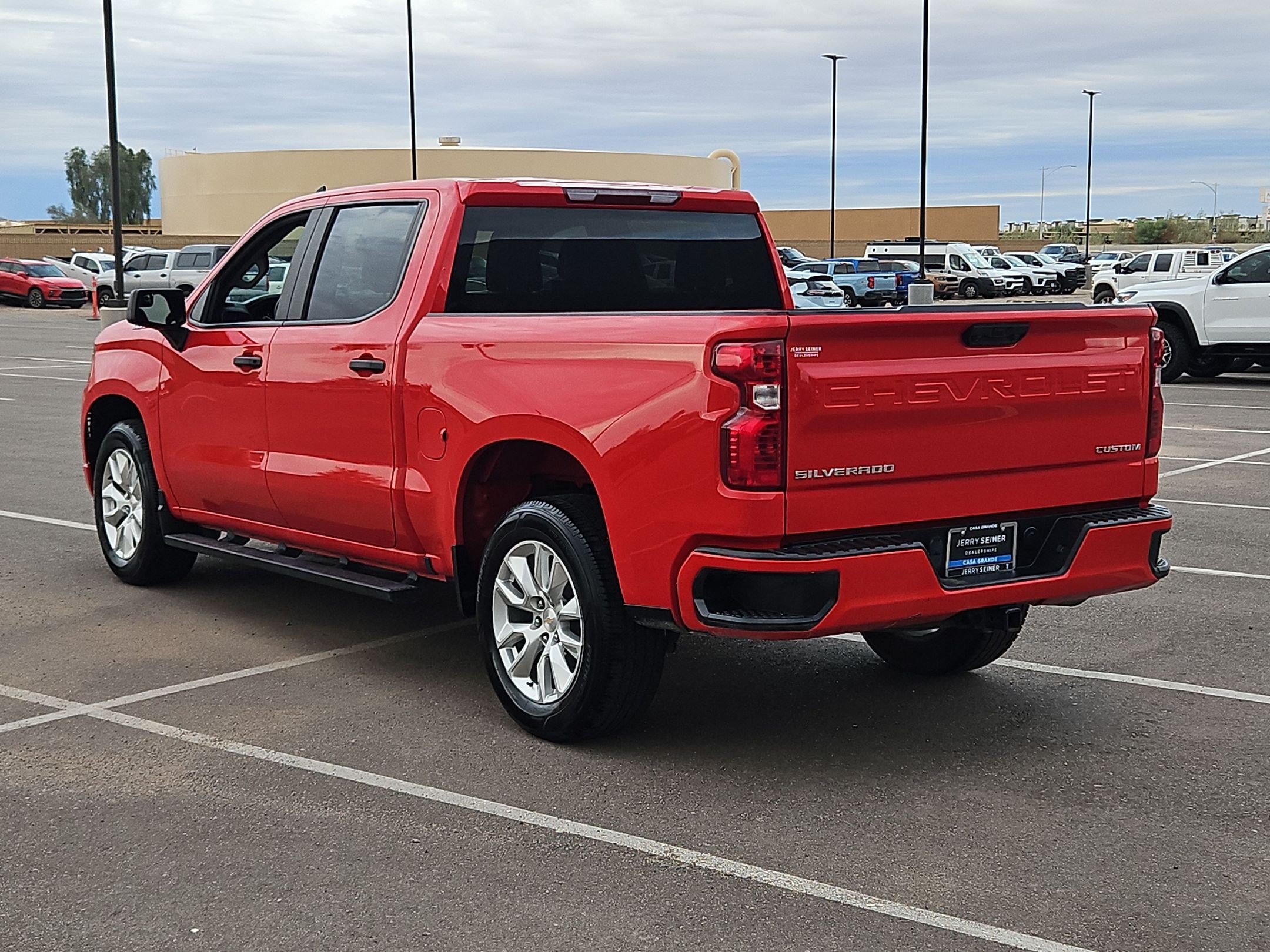 Used 2024 Chevrolet Silverado 1500 Custom RWD image 3