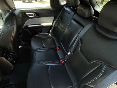 Used 2025 Jeep Compass Limited AWD/4WD image 22