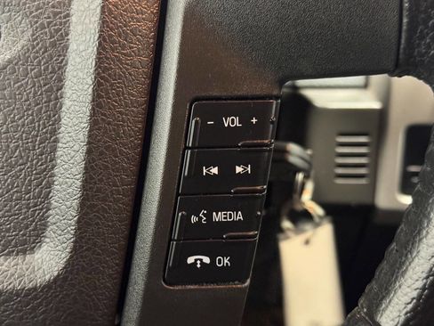 Used 2013 Ford F150 XLT w/ Luxury Equipment Group image 25