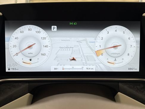 Used 2024 Genesis G90 3.5T AWD/4WD image 18