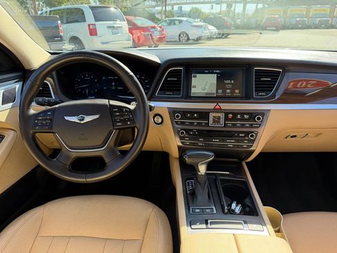 Used 2018 Genesis G80 3.8 image 17