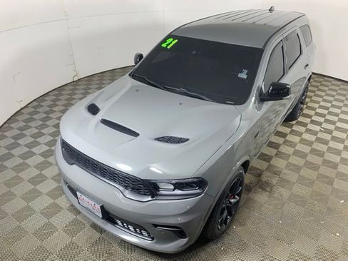 Used 2021 Dodge Durango SRT w/ Technology Group AWD/4WD image 15