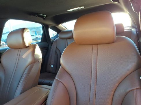 Used 2023 Genesis G80 2.5T image 12