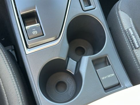 Certified 2025 Subaru Impreza 2.0i image 18