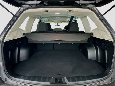 Used 2022 Subaru Forester Premium image 30