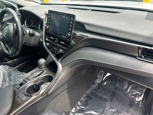 Used 2023 Toyota Camry XSE FWD image 12