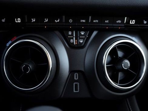 New 2026 Chevrolet Blazer LT FWD image 22