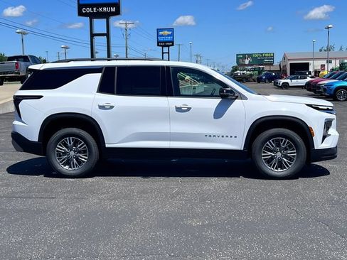 New 2026 Chevrolet Traverse LT AWD/4WD image 44