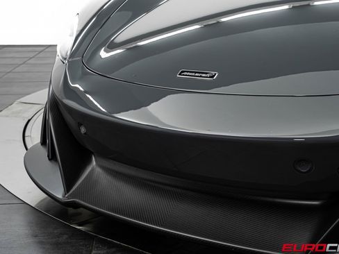 Used 2016 McLaren 675LT Spider RWD image 14