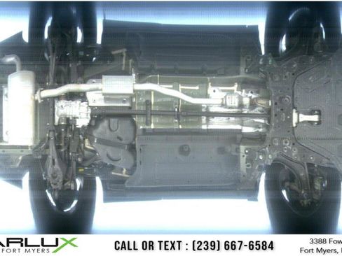 Used 2025 Kia Sportage LX image 3