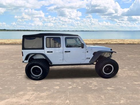 Used 2023 Jeep Wrangler Unlimited Sport w/ Xtreme 35 Tire Package image 4