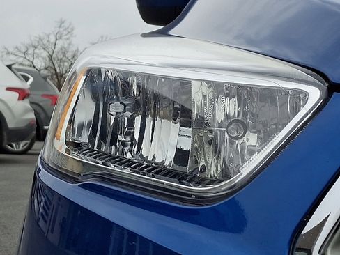 Used 2018 Ford Escape SE w/ SE Sync 3 Package image 9