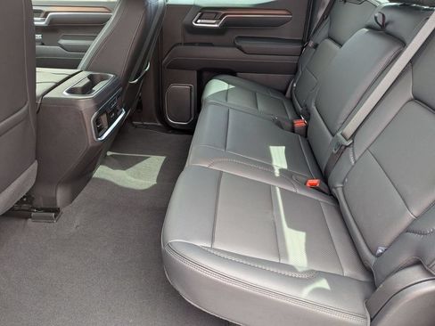 Used 2025 GMC Sierra 1500 Denali w/ Denali Reserve Package AWD/4WD image 33