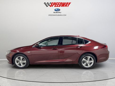 Used 2018 Buick Regal Preferred image 6