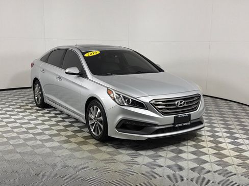 Used 2016 Hyundai Sonata Sport w/ Option Group 1V FWD image 3
