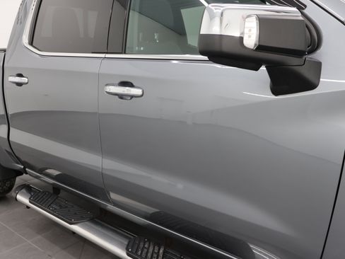 Used 2021 Chevrolet Silverado 1500 LTZ w/ LTZ Premium Package image 26