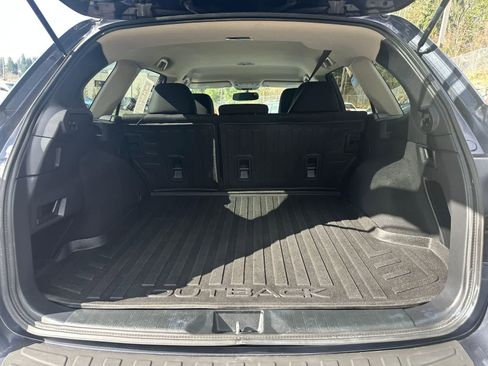 Used 2015 Subaru Outback 2.5i Premium image 25