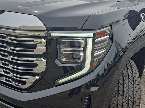 Certified 2023 GMC Sierra 1500 Denali w/ Denali Reserve Package AWD/4WD image 37