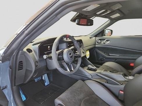 New 2024 Nissan Z NISMO w/ Floor Mat Package RWD image 13