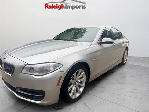 Used 2014 BMW 535i xDrive Sedan AWD/4WD image 5