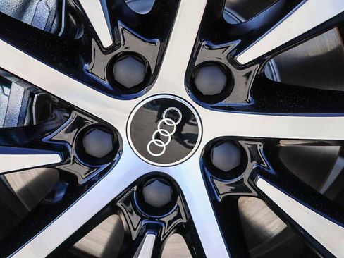 New 2026 Audi Q3 quattro 2.0T image 15