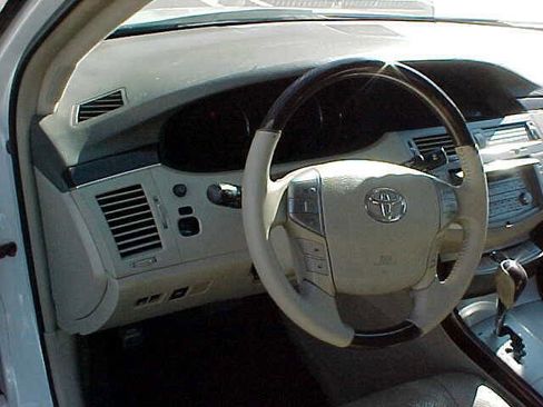 Used 2008 Toyota Avalon Limited image 21