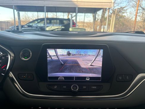 Used 2022 Chevrolet Blazer LT image 19