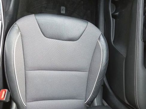 Used 2022 Kia Niro EX w/ Cold Weather Package image 21