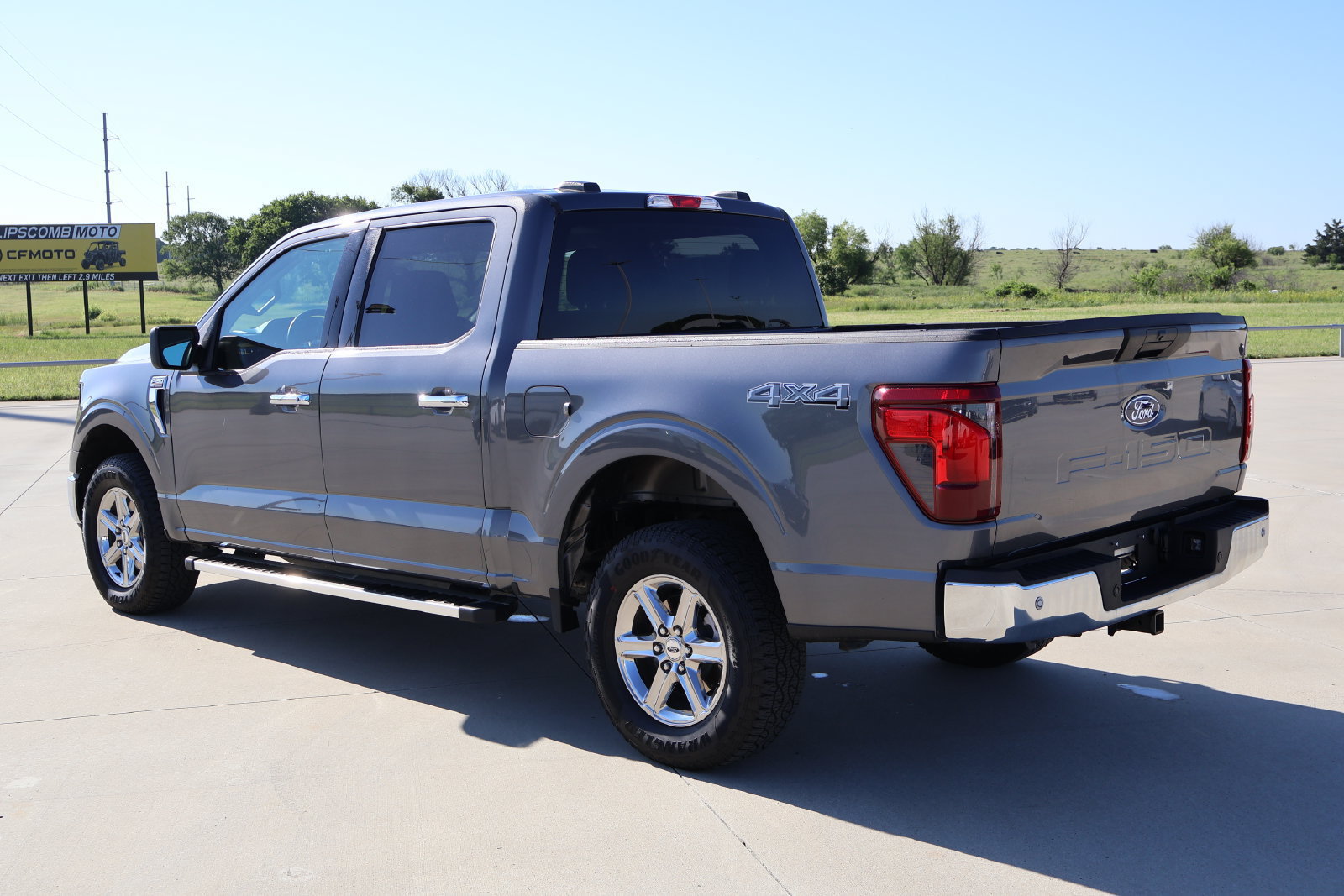 Used 2025 Ford F150 XLT w/ Equipment Group 301A Standard AWD/4WD image 11