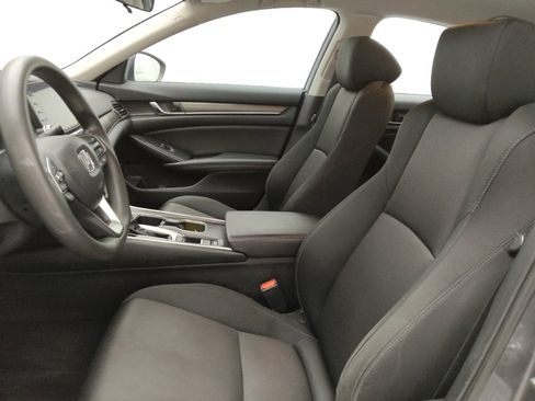 Used 2019 Honda Accord LX image 17