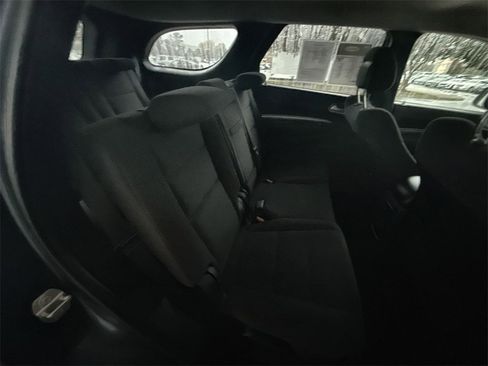 Used 2020 Dodge Durango SXT image 24