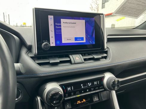 Certified 2023 Toyota RAV4 SE w/ Convenience Package image 22