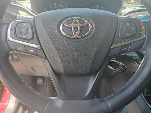 Used 2014 Toyota Avalon Limited w/ Technology Package FWD image 16