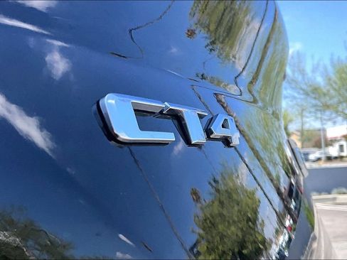Used 2023 Cadillac CT4 Luxury RWD image 31