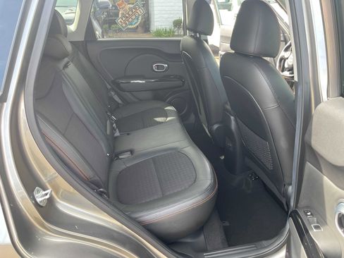 Used 2019 Kia Soul ! w/ Technology Package image 11