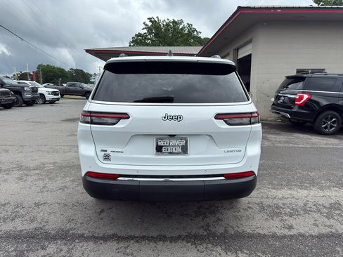 Used 2021 Jeep Grand Cherokee L Limited AWD/4WD image 6