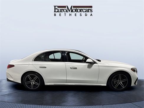 Used 2025 Mercedes-Benz E 350 4MATIC Sedan image 6