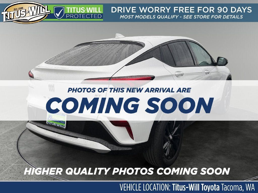 Used 2024 Buick Envista Sport Touring w/ Convenience II Package FWD image 5