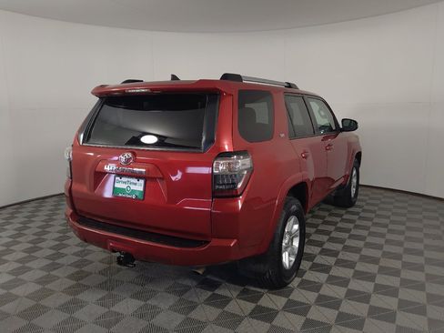 Used 2021 Toyota 4Runner SR5 RWD image 9
