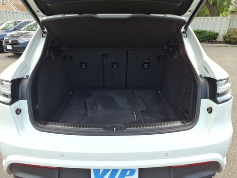 Used 2023 Porsche Macan Turbo w/ Premium Package Plus AWD/4WD image 13