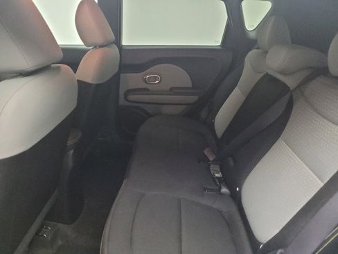 Used 2014 Kia Soul + FWD image 18