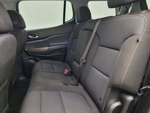 Used 2020 GMC Acadia SLE image 18