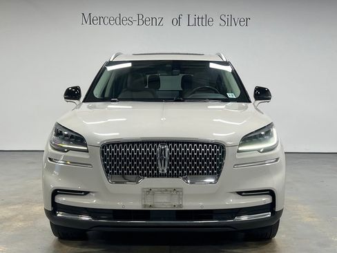 Used 2022 Lincoln Aviator Reserve w/ Elements Package Plus image 9