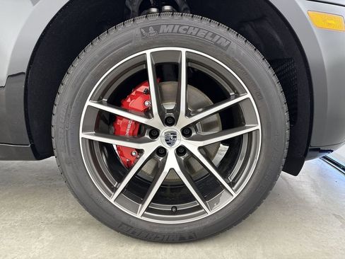 New 2026 Porsche Macan S image 15