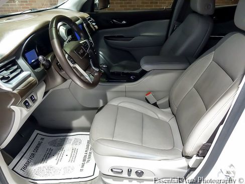 Used 2019 GMC Acadia SLT AWD/4WD image 13