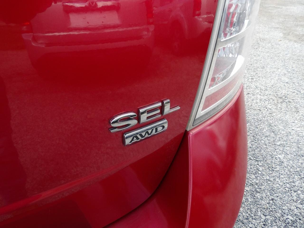Used 2010 Ford Edge SEL AWD/4WD image 5