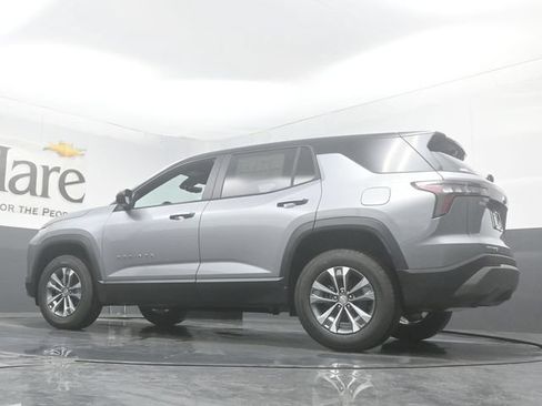 New 2026 Chevrolet Equinox LT w/ Convenience Package II FWD image 33