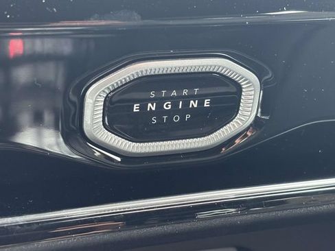 New 2026 Jeep Grand Cherokee Limited AWD/4WD image 24