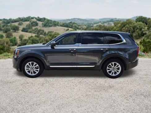 Used 2022 Kia Telluride LX FWD image 5